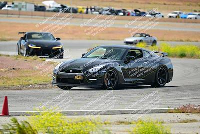 media/May-04-2024-Team Topak Racing (Sat) [[1dff1aa745]]/Inter Low 1/Session 2/